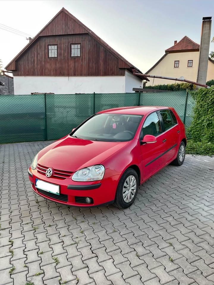 Sprzedam Volkswagena Golfa V 2.0 SDI 55 kW. Rok produkcji: 2004.…